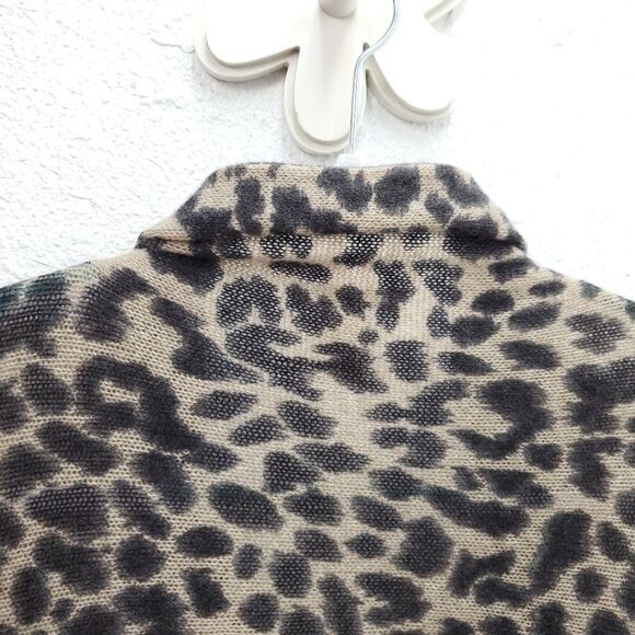 WHITE + Warren 100% Cashmere Cheetah Leopard Print Cardigan - Picture 9 of 11
